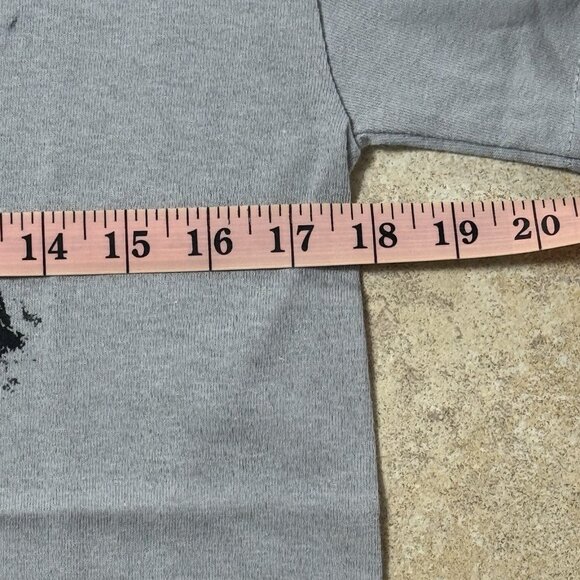 Nessa Barrett Lie Sketch Gray T-Shirt SMALL New - Picture 3 of 6